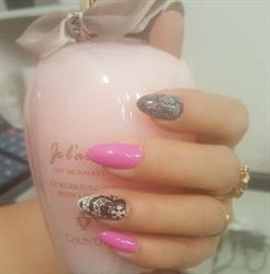 Lily Salon Nails & Spa