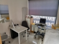 Profesjonalny ultrasonograf w gabinecie diagnostycznym