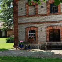 Grzynda Cottage