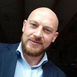PLAY Doradca Biznesowy Krzysztof Kosobucki