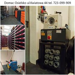 Zakuwanie węży hydraulicznych Firma Domac Osielsko Akumulatory 24 H