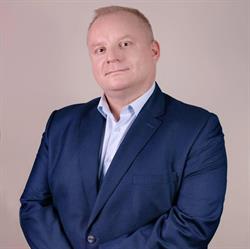 Tomasz Szymański- Specjalista Neurochirurg Centrum Medyczne Zacisze