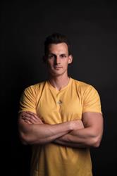 Trener Personalny Wrocław - Konrad Gołąb I JustGym
