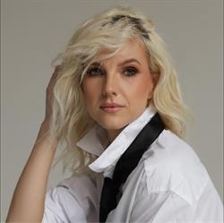 Chic Artist Monika Mańkowska