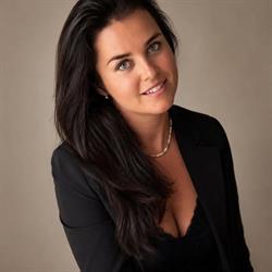 Beata Czerwieniec PMU studio