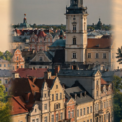Halo Taxi Śrem ? Taksówka 24/7 Śrem i okolice