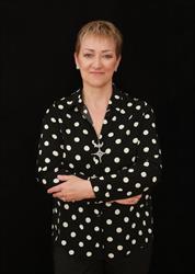 Tłumacz przysięgły języka francuskiego - Anna Mazurkiewicz-Kaźmir