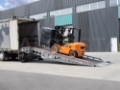 Na sprzedaż nowa rampa mobilna załadunkowa o obciążeniu 5/7/9 ton – w niskiej cenie od producenta.
