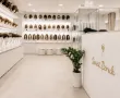 Salon peruk przy Wawelskiej