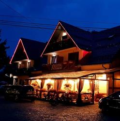 Karczma \"Przy Moście\", Restauracja, Noclegi